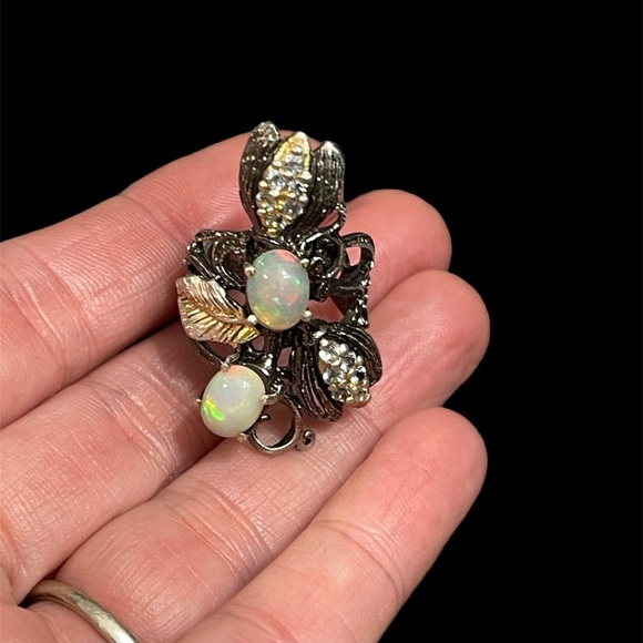 Magical sterling and opal ring - Picture 3 of 4